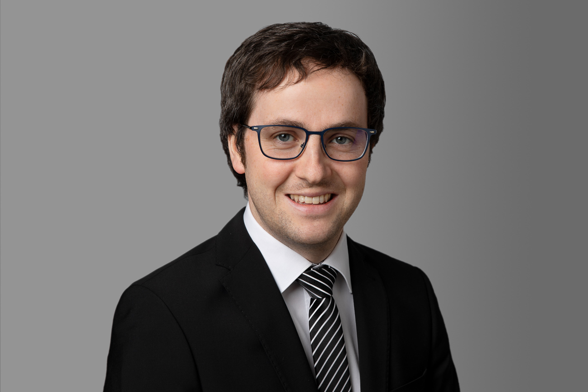 Praxisklinik Goethe 10 - Dr. Thomas Fischer Prof. Dr. Thomas Fischer - EMBA University of Geneva